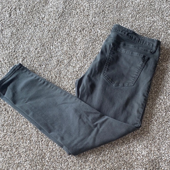 💛 Empyre Women's Olive Skinny Jeans - Picture 2 of 2